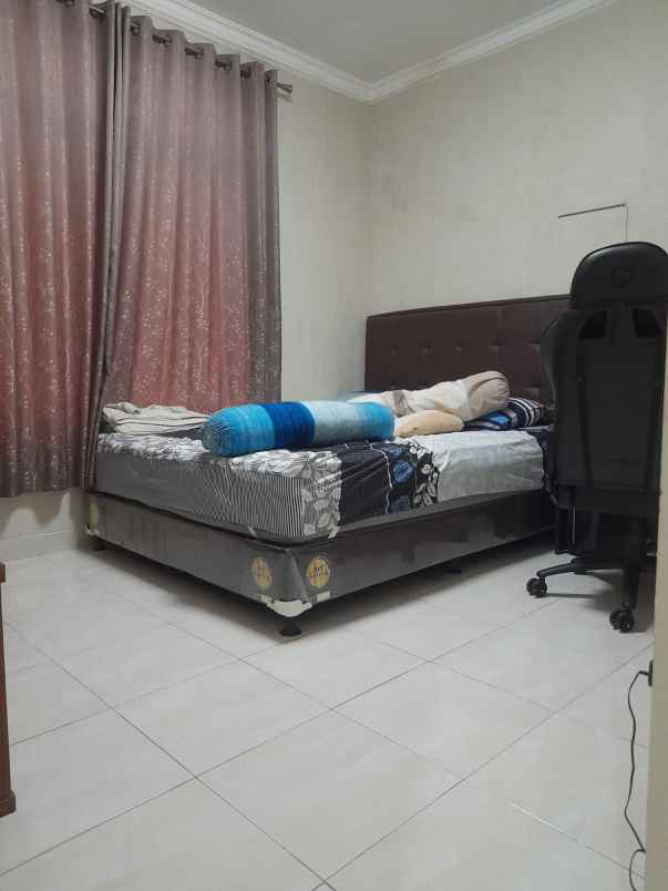dijual cepat rumah 2lantai di janur elok kelapa gading