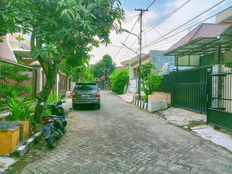 dijual cepat rumah lama darmo permai selatan surabaya
