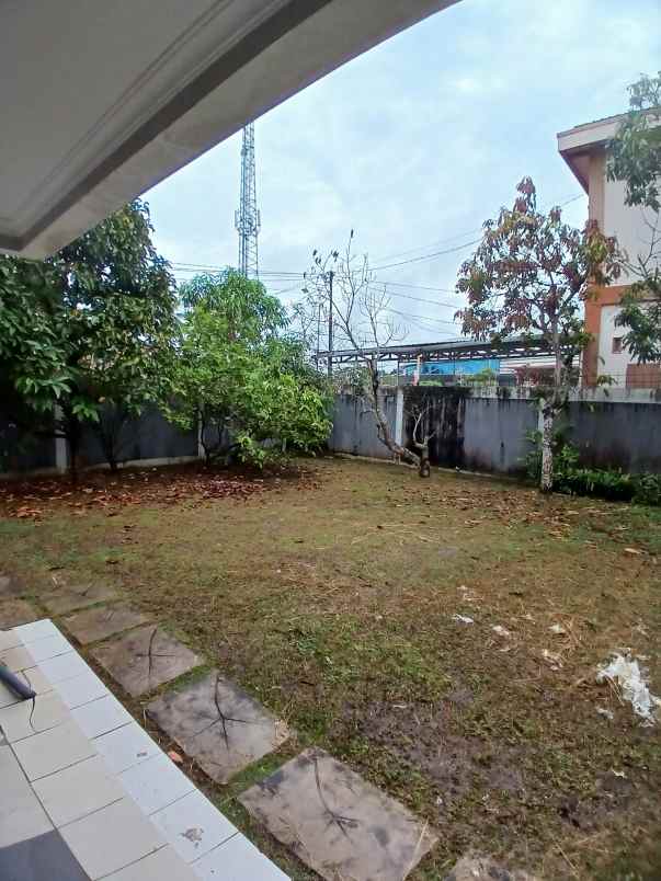 dijual cepat rumah mewah tengah kota