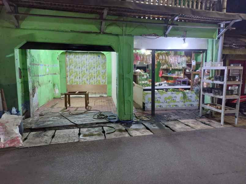 dijual cepat rumah tempat usaha letak strategis