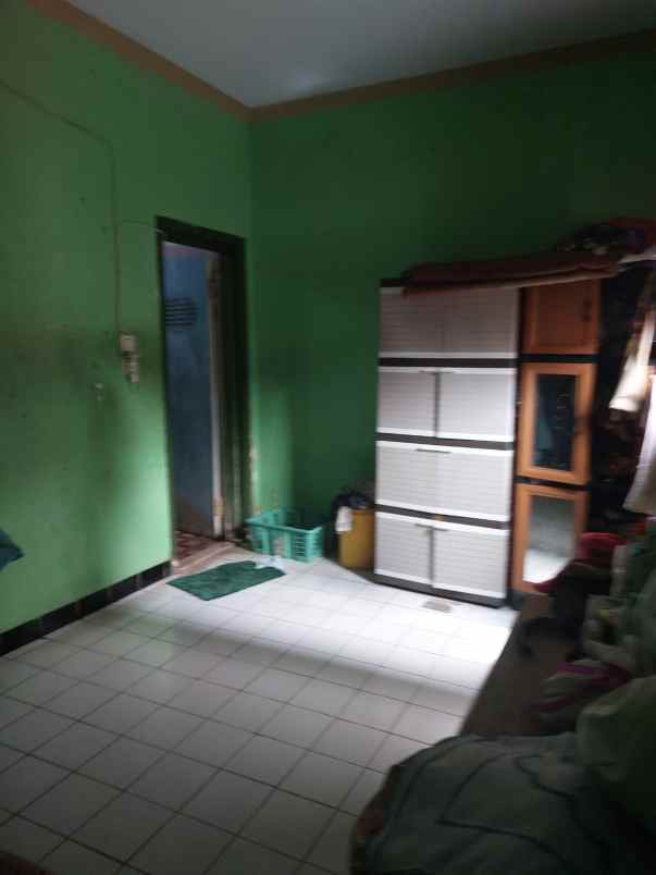 dijual cepat rumah tempat usaha letak strategis