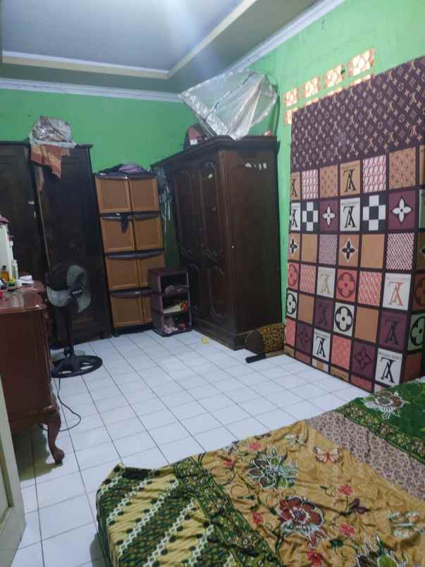 dijual cepat rumah tempat usaha letak strategis
