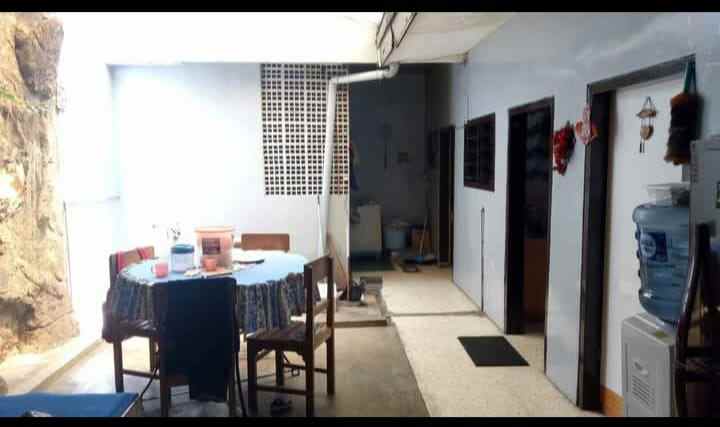 dijual disewakan rumah di blimbing malang