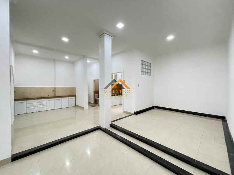 dijual disewakan rumah komplek cemara hijau jl metal