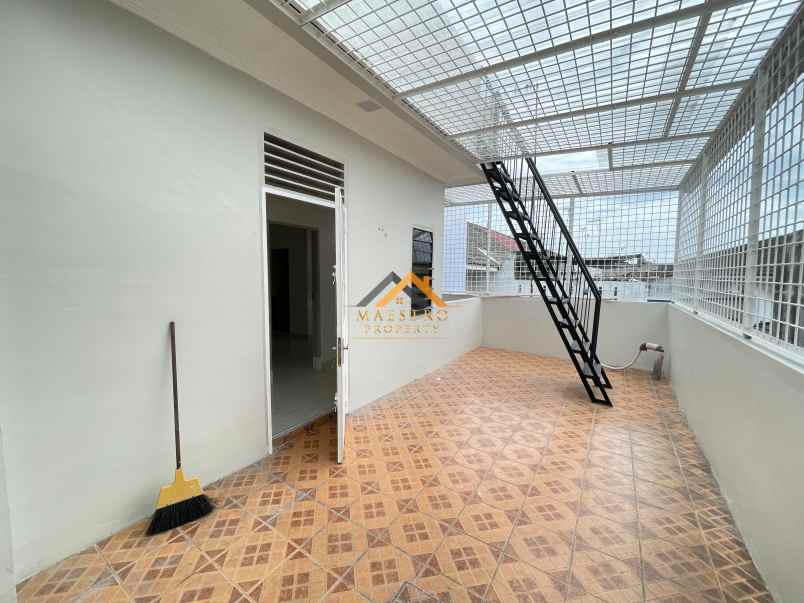 dijual disewakan rumah komplek cemara hijau jl metal
