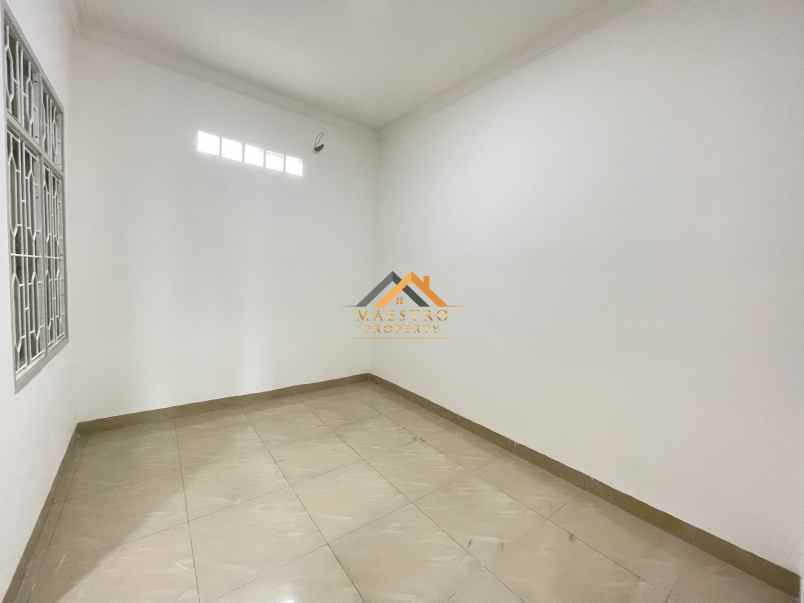 dijual disewakan rumah komplek cemara hijau jl metal