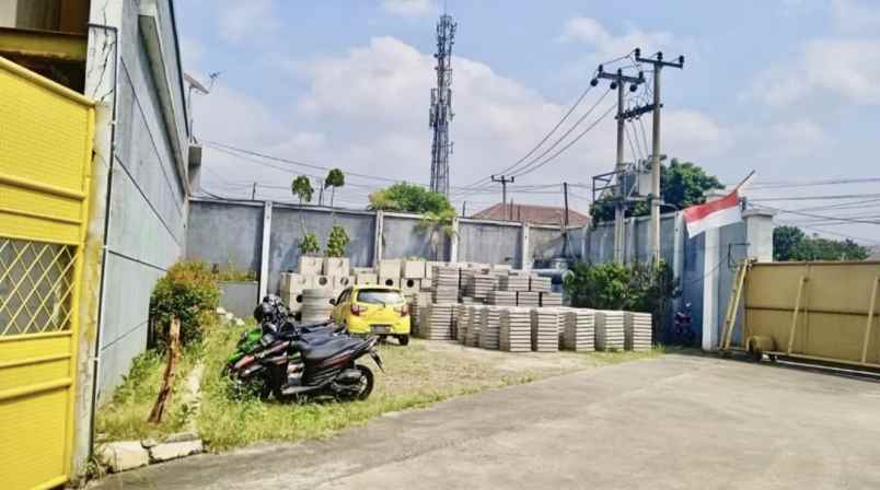 dijual gudang akses container di gunung putri bogor