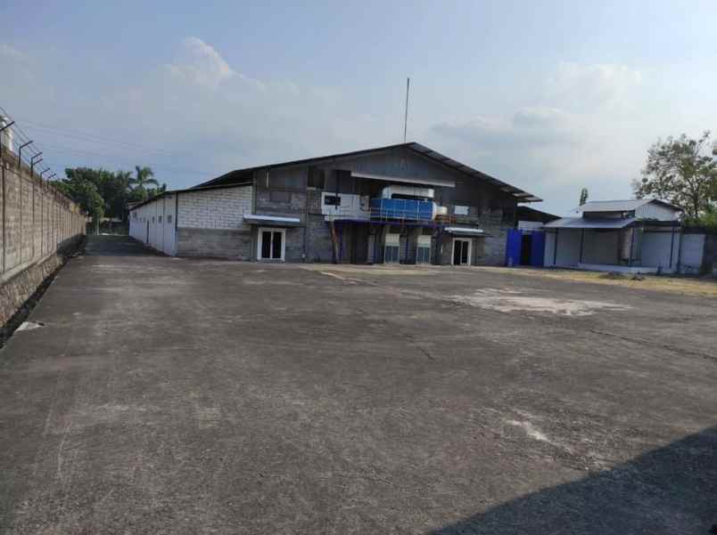 dijual gudang ex pabrik farmasi di beji pasuruan