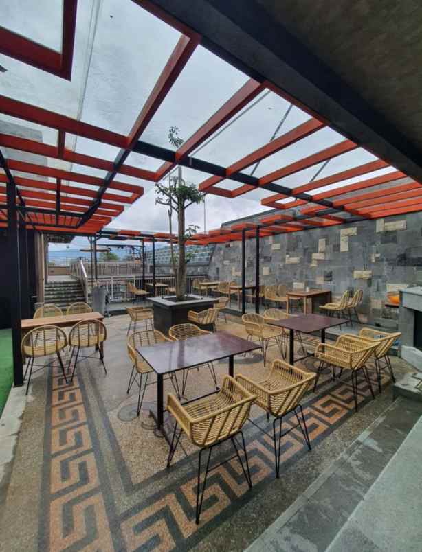 dijual hotel di batu