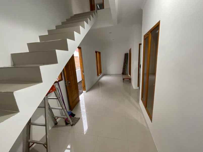 dijual hunian dengan desain minimalis di cimahi utara