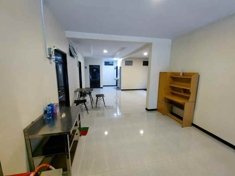 dijual kost daerah strategis di tuparev cirebon