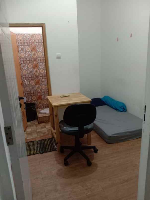 dijual kost kramat senen
