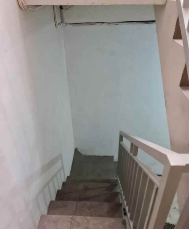 dijual kost siwalankerto kec wonocolo