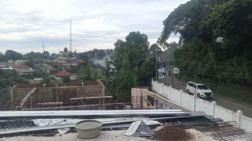 dijual lokasi tanah di jl akses sumarecon