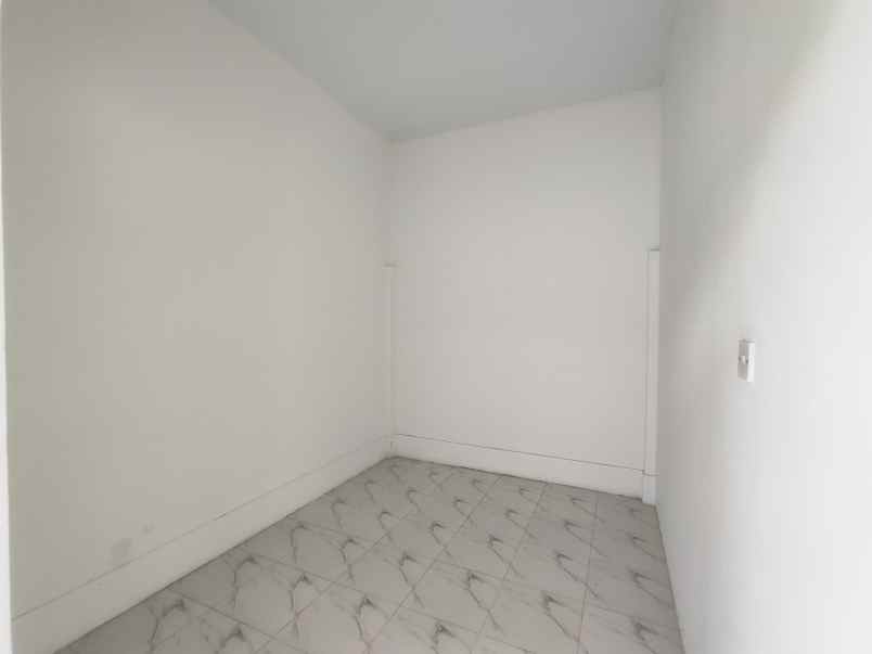 dijual murah rumah di utan kayu matraman jakarta timur