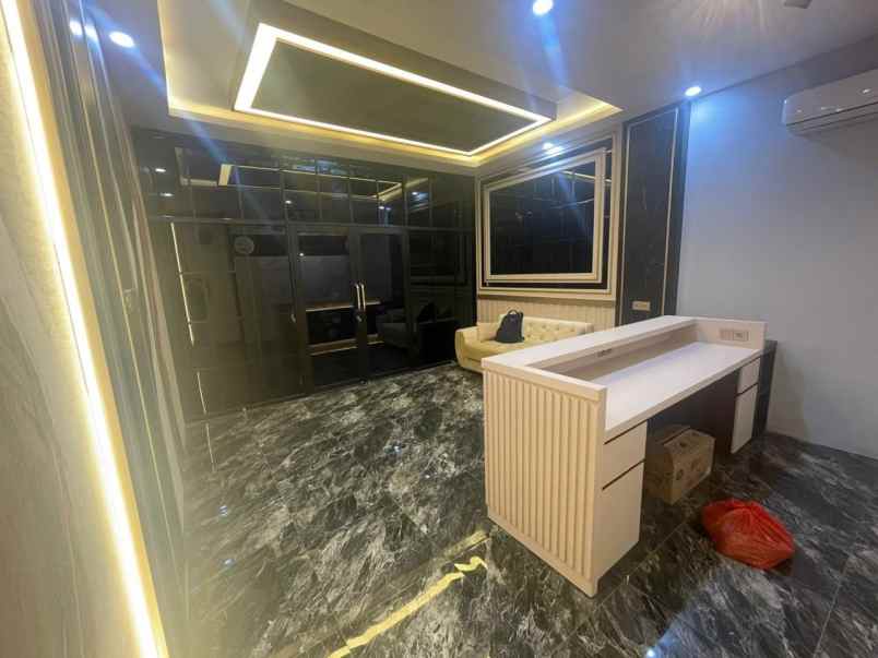 dijual ruko 2 lantai