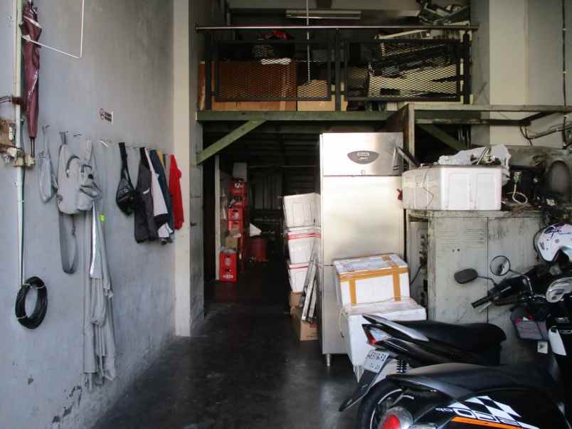 dijual ruko gudang kantor caturtunggal kec depok