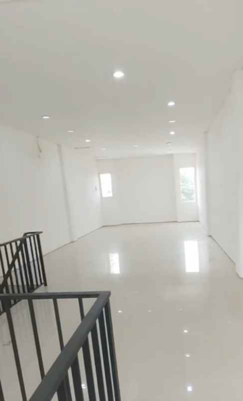 dijual ruko gudang kantor jalan raya jemursari