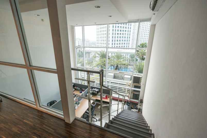 dijual ruko gudang kantor jl k h mas mansyur no 121