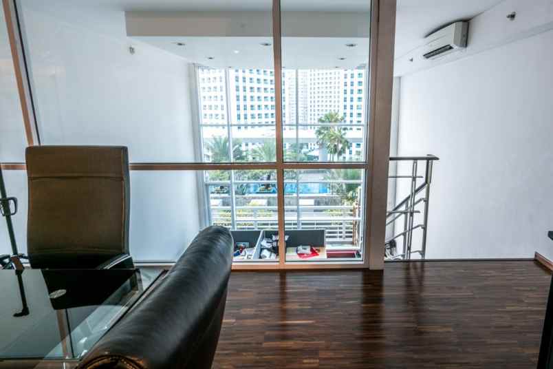 dijual ruko gudang kantor jl k h mas mansyur no 121
