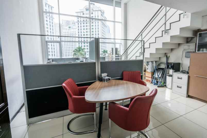 dijual ruko gudang kantor jl k h mas mansyur no 121