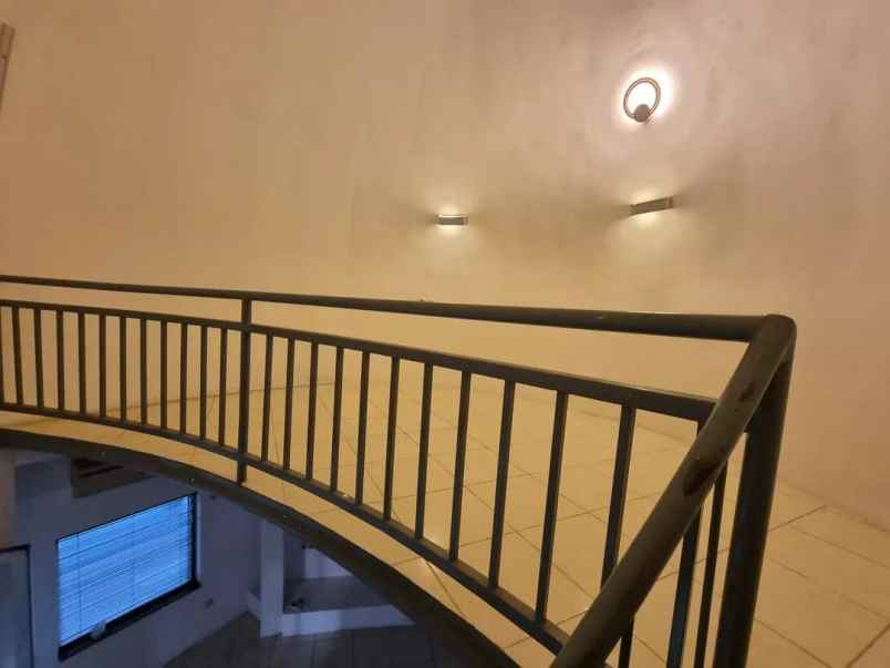 dijual ruko gudang kantor jl s parman