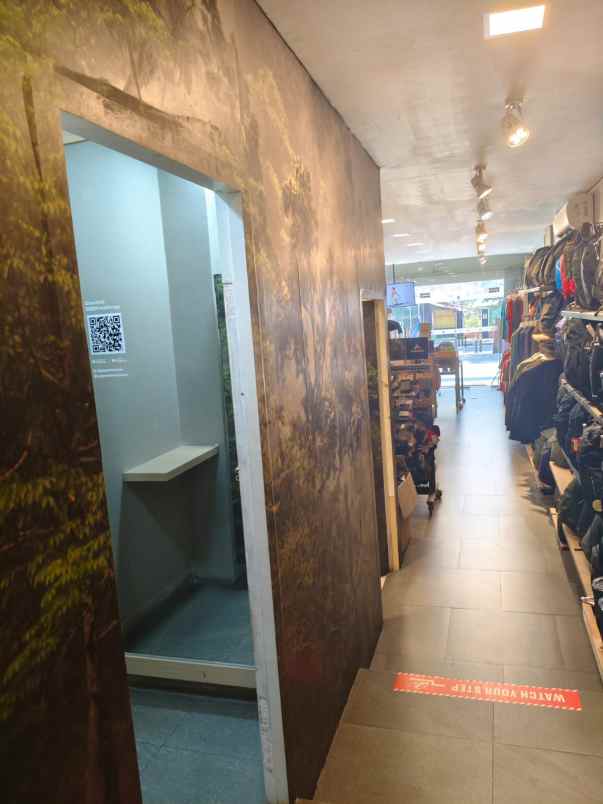 dijual ruko gudang kantor jl salemba senen