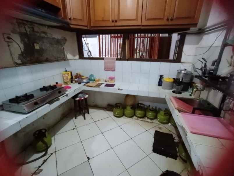 dijual ruko gudang kantor jl sultan agung no 60