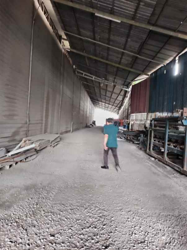 dijual ruko gudang kantor jual pabrik baja sangat