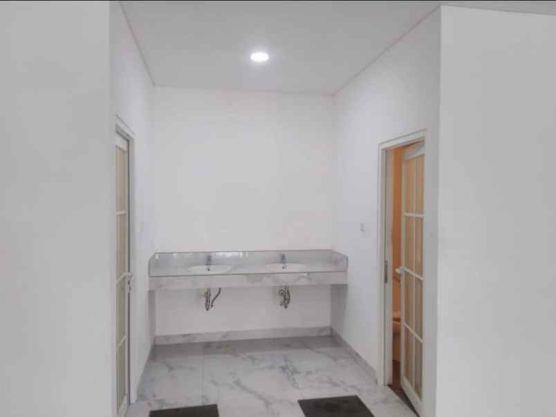 dijual ruko gudang kantor kali malang