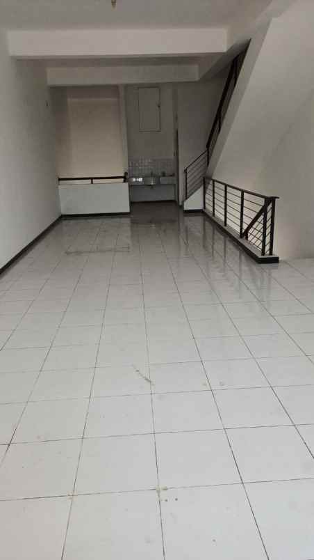 dijual ruko gudang kantor kalianak permai