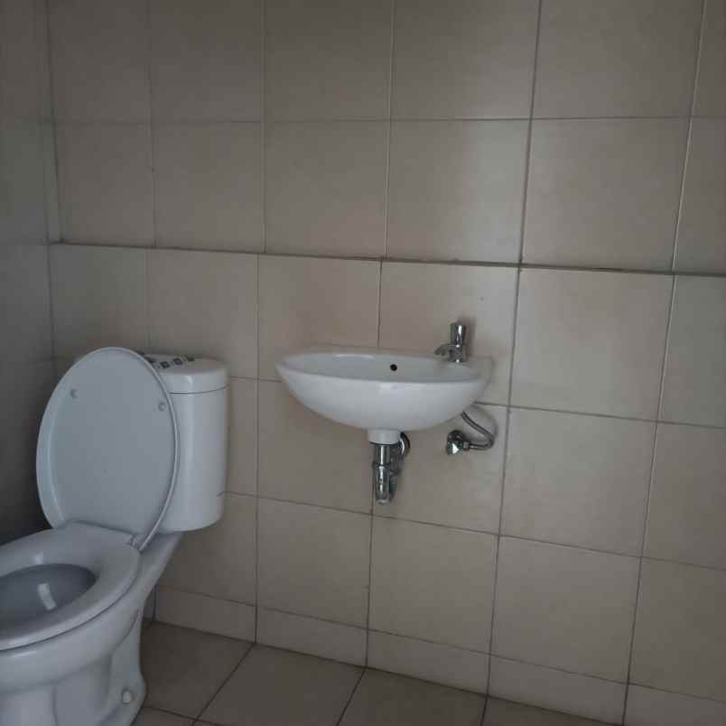 dijual ruko gudang kantor komplek the oak tower jl
