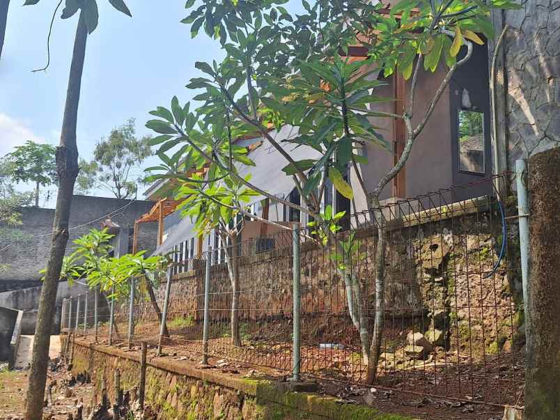 dijual ruko gudang kantor pagaden