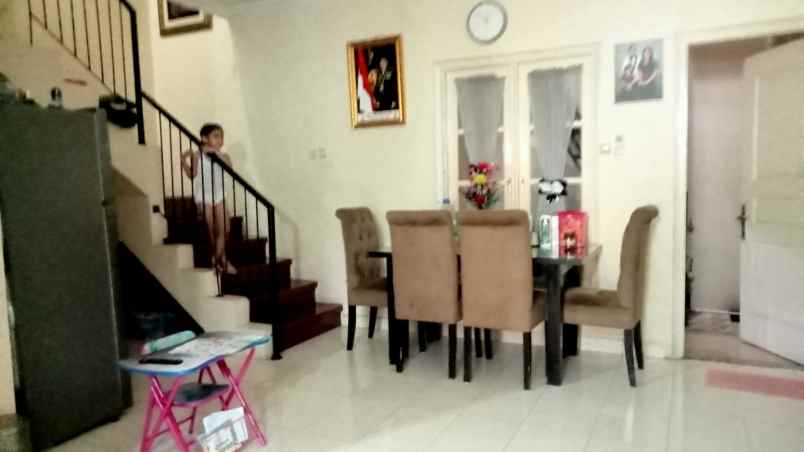 dijual ruko gudang kantor raffles hills housing
