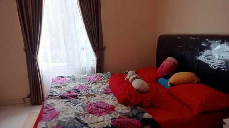 dijual ruko gudang kantor raffles hills housing