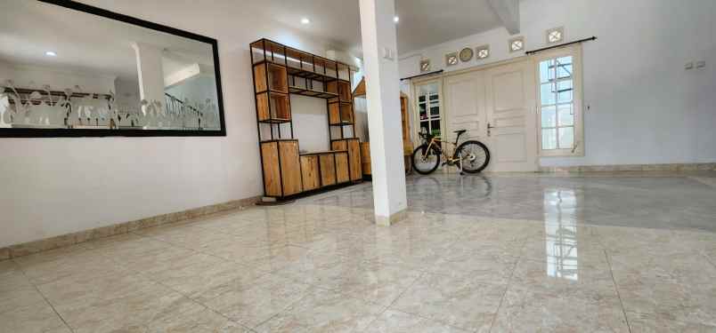 dijual ruko gudang kantor raffless hills cibubur