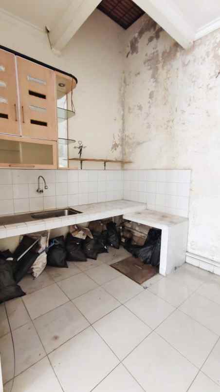 dijual ruko gudang kantor ruko celebration boulevard