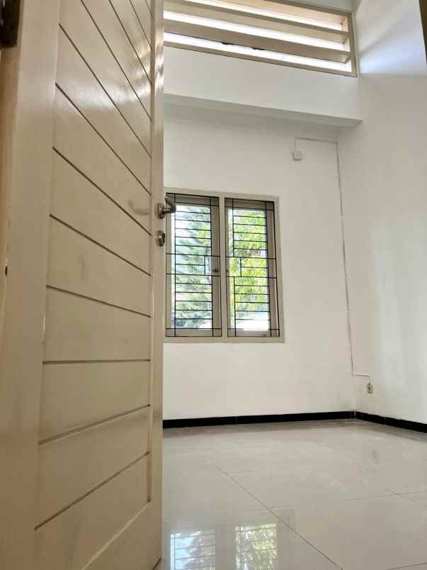 dijual rumah 1 lantai di pantai mentari