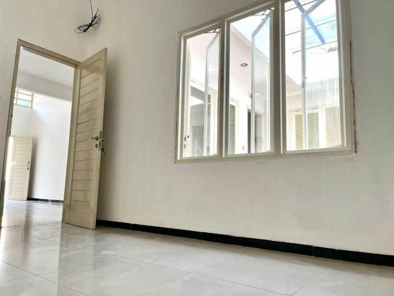 dijual rumah 1 lantai di pantai mentari