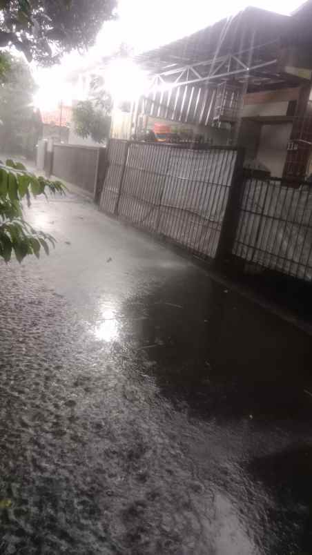 dijual rumah 150 dari jl siliwangi semarang