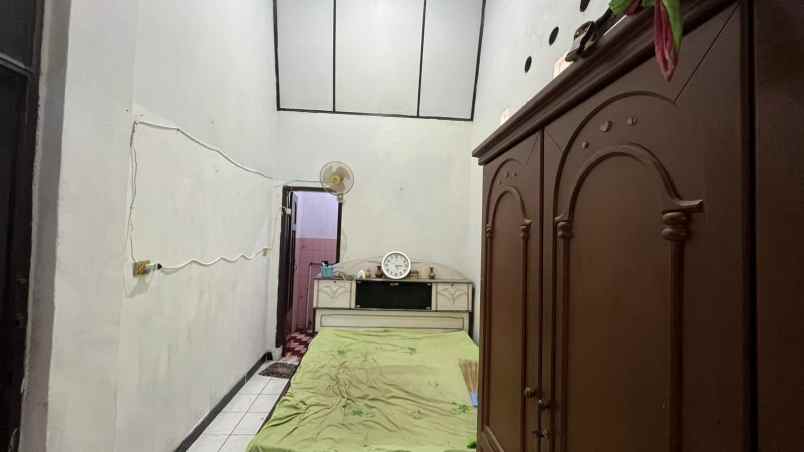 dijual rumah 2 lantai di makassar