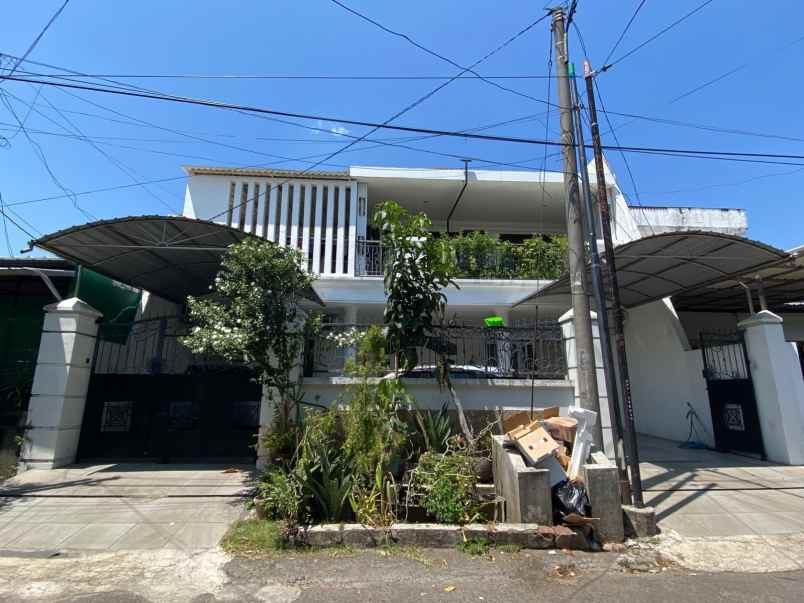dijual rumah 2 lantai gading ketabang sby pusat nego