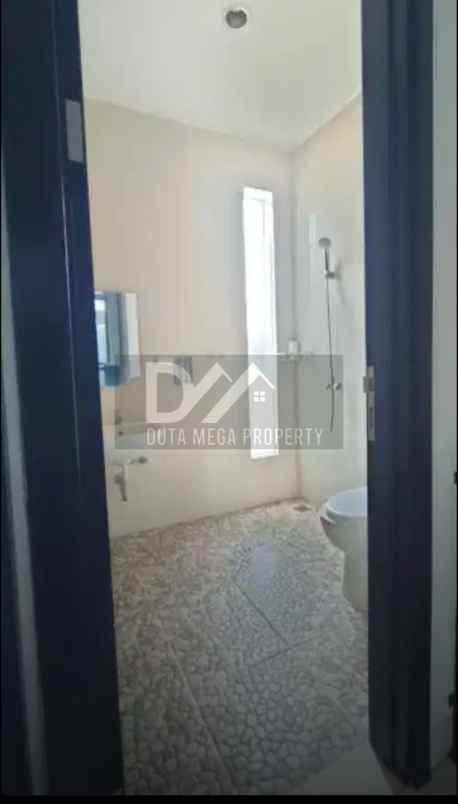 dijual rumah 2 lantai murah di graha raya bintaro