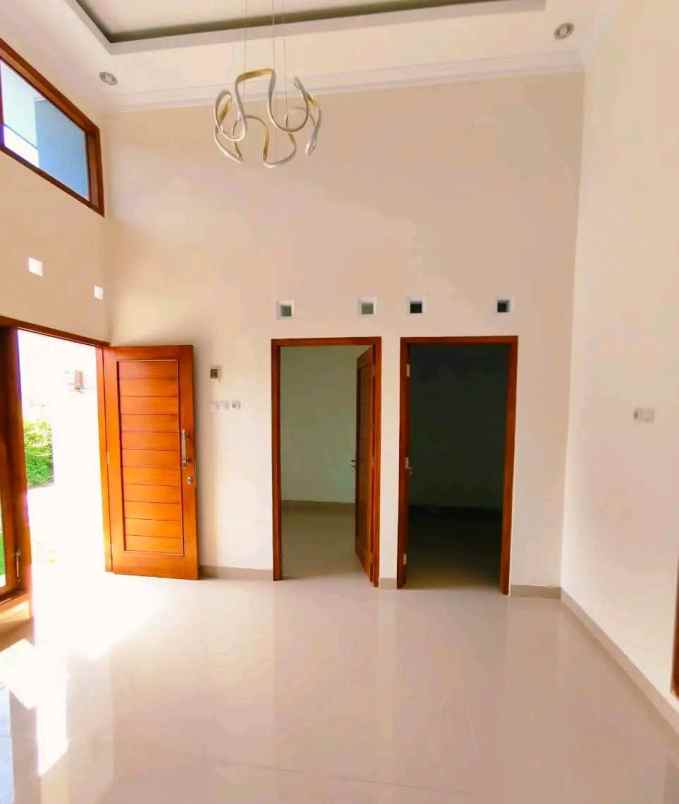 dijual rumah alun paseban