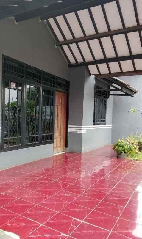dijual rumah asri kawasan gas alam cimanggis depok