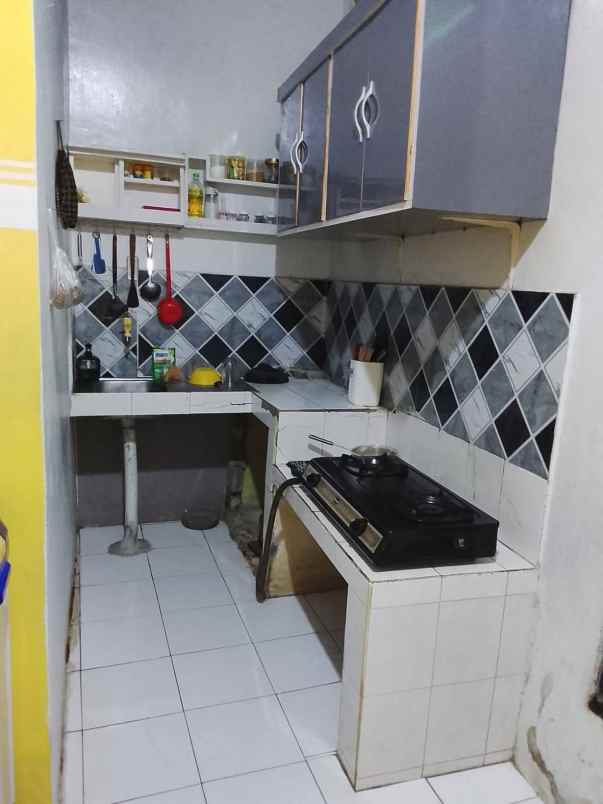 dijual rumah asri kawasan gas alam cimanggis depok