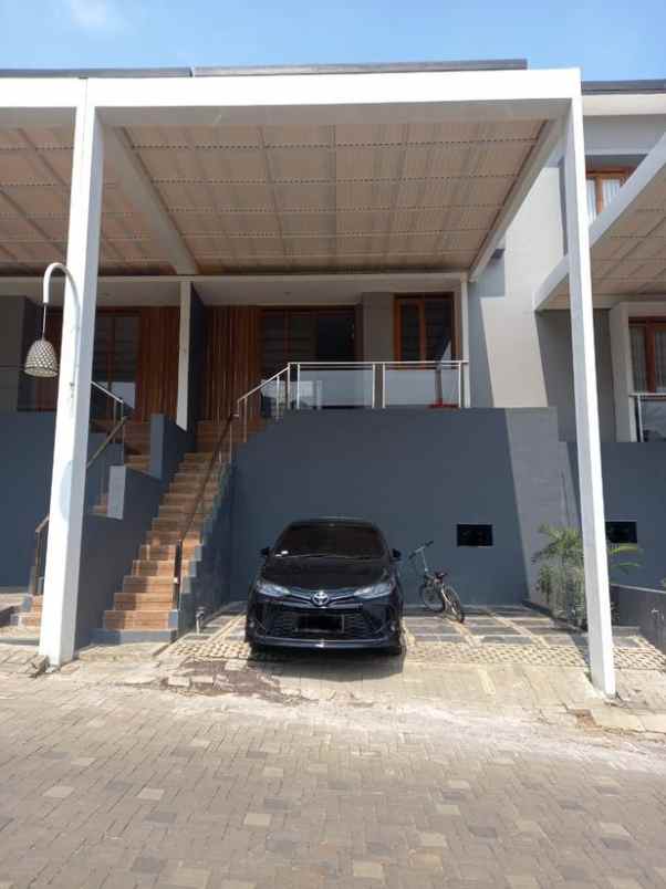 dijual rumah bali garden cikutra bandung