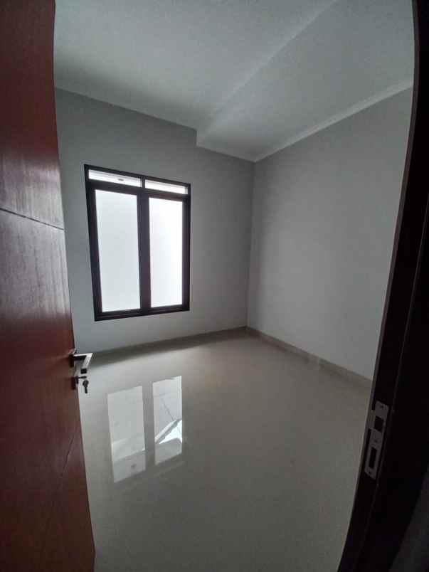 dijual rumah baru siap huni di ciganitri bandung