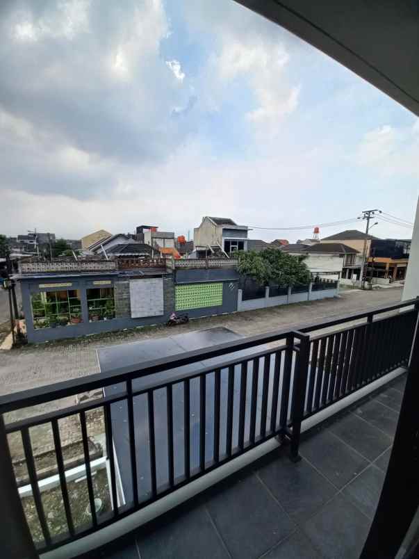 dijual rumah baru siap huni di ciganitri bandung