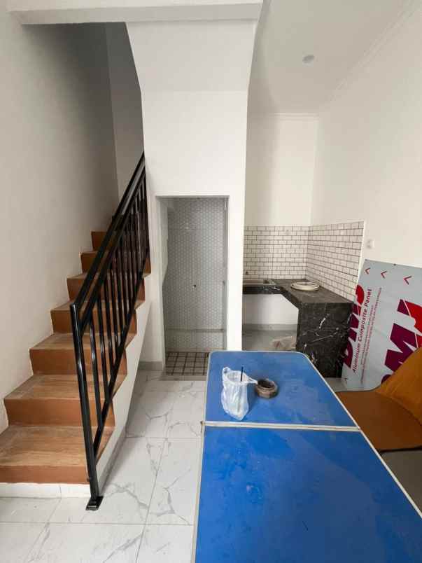 dijual rumah batu ampar condet
